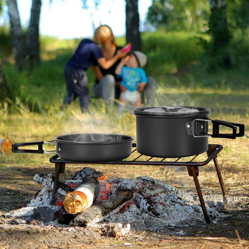 Camping Cooking Set With Kettle - Camping cooking set - A lightweight